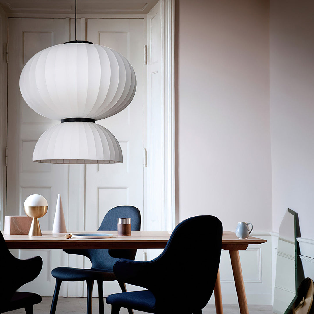 Mulberry Silk Lantern Pendant Light - Vakkerlight