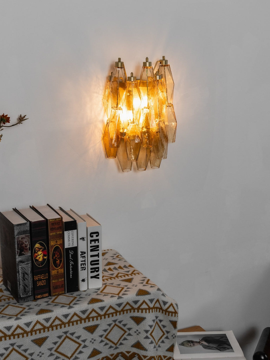 Rhombus Amber Glass Wall Lamp - Vakkerlight