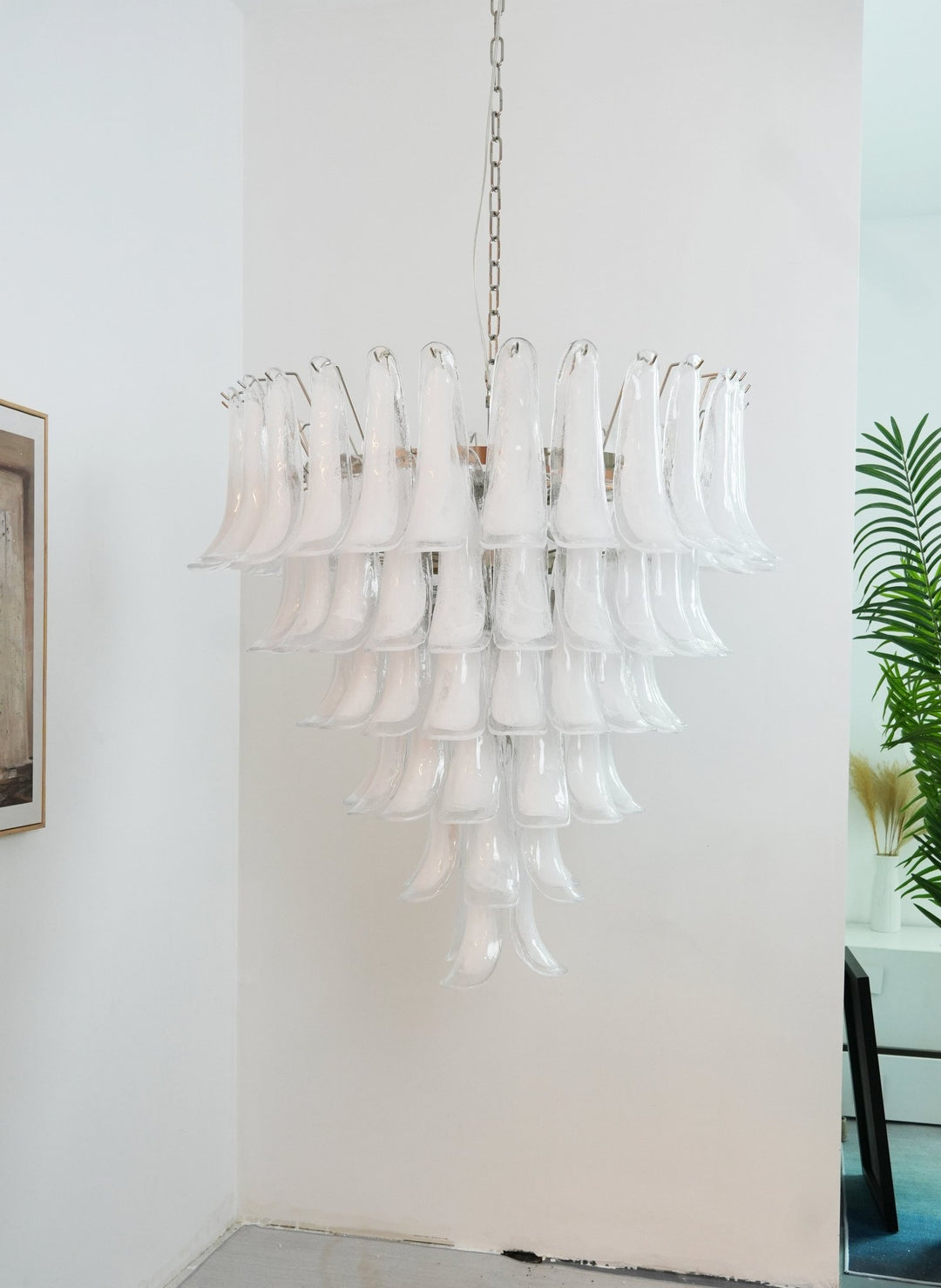 Murano White Glass Petals Chandelier - Vakkerlight