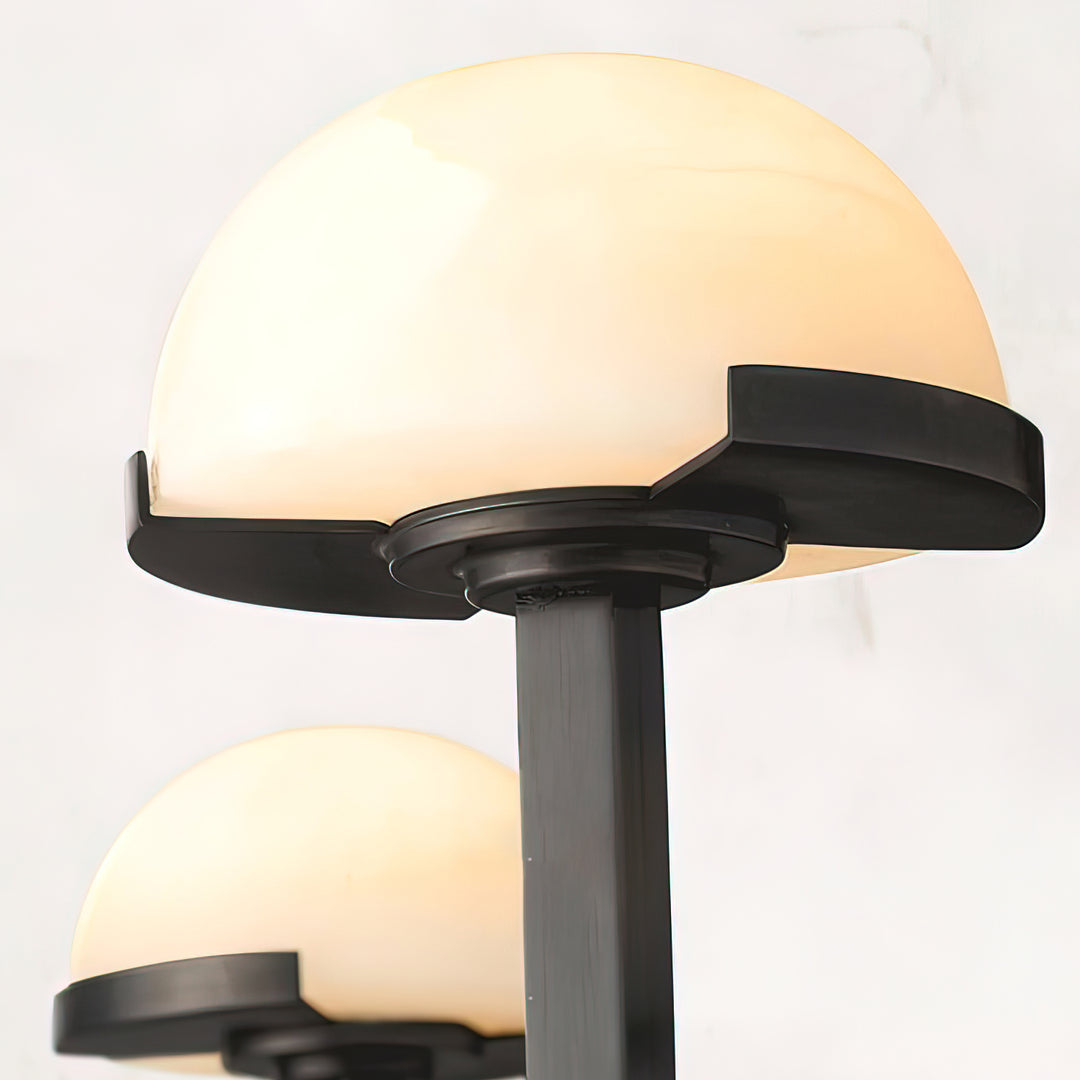 Wandlampe aus Alabaster in Pilzform