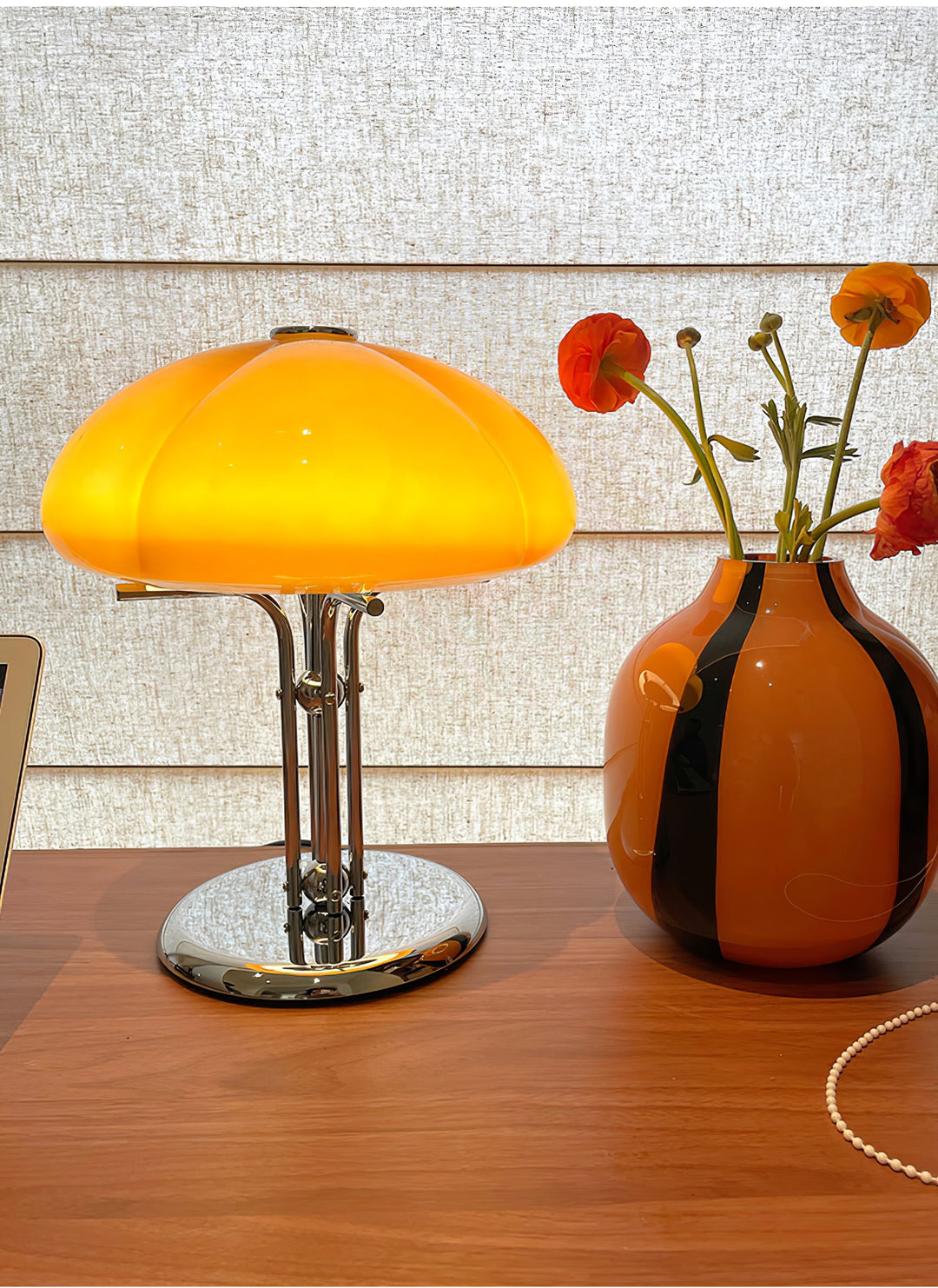 Mushroom Bauhaus Table Lamp - Vakkerlight