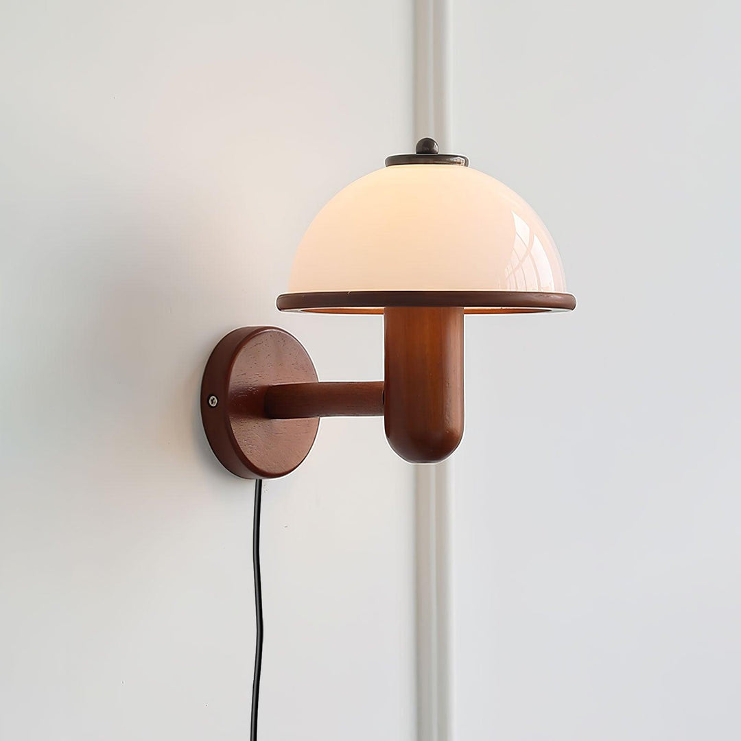 Mushroom Wood Wall Lamp - Vakkerlight