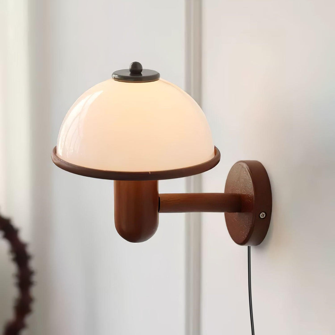 Mushroom Wood Wall Lamp - Vakkerlight