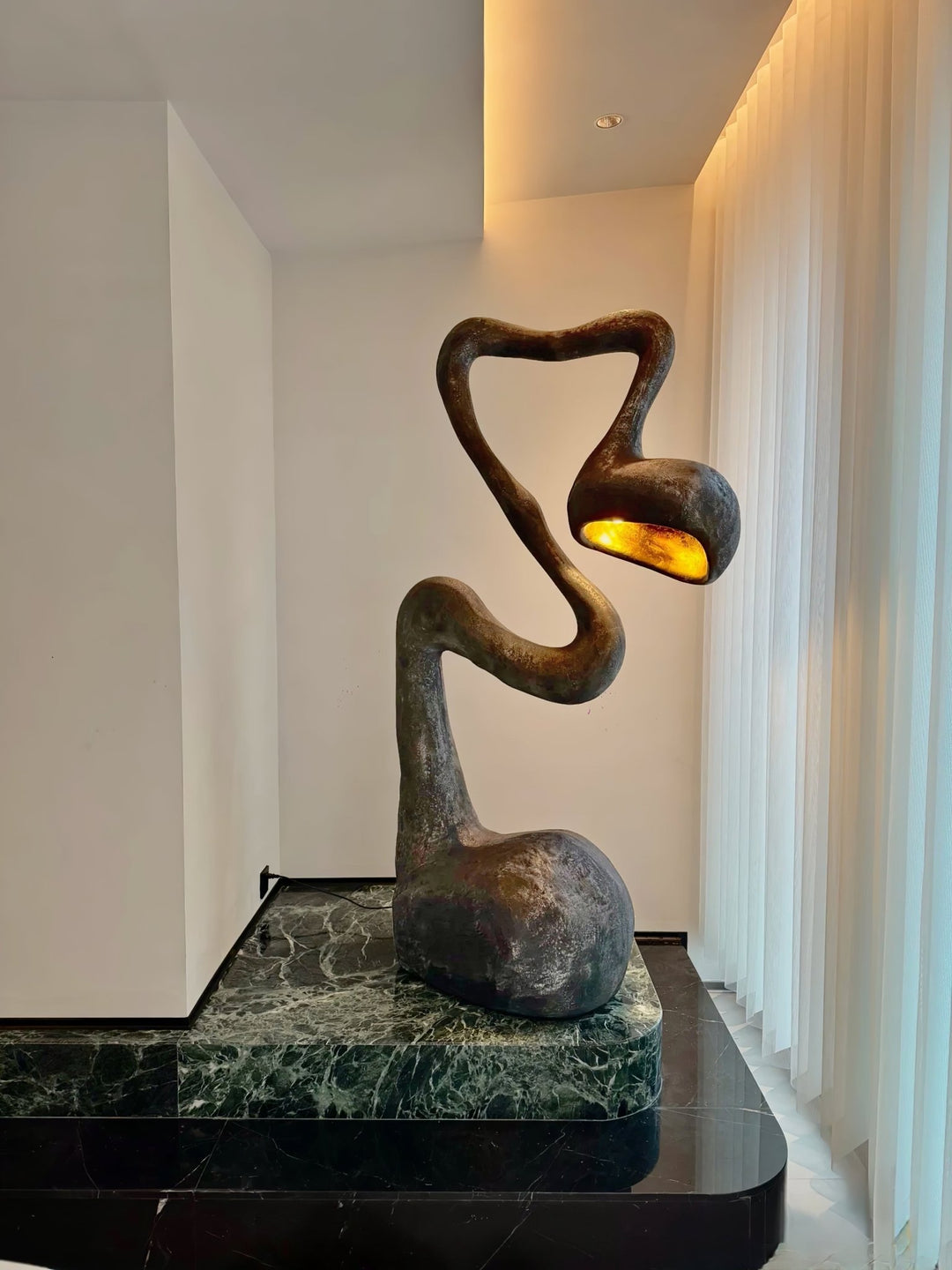 Myrrh Sculpture Floor Lamp - Vakkerlight