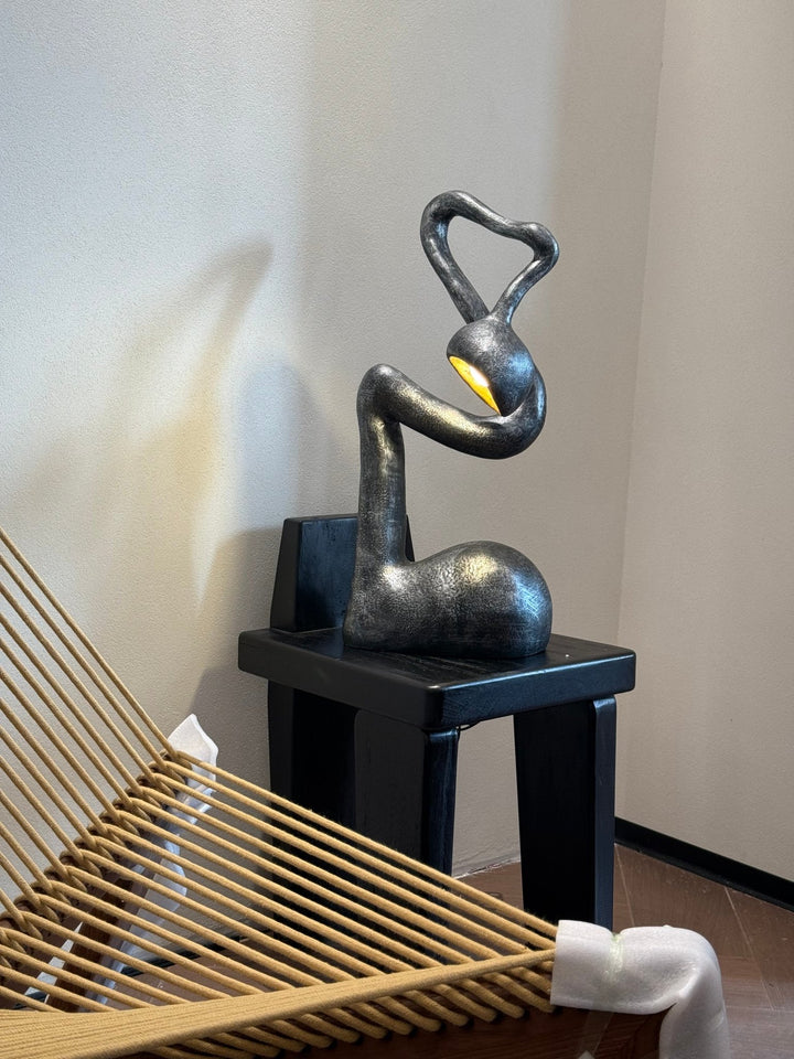 Myrrh Sculpture Table Lamp - Vakkerlight