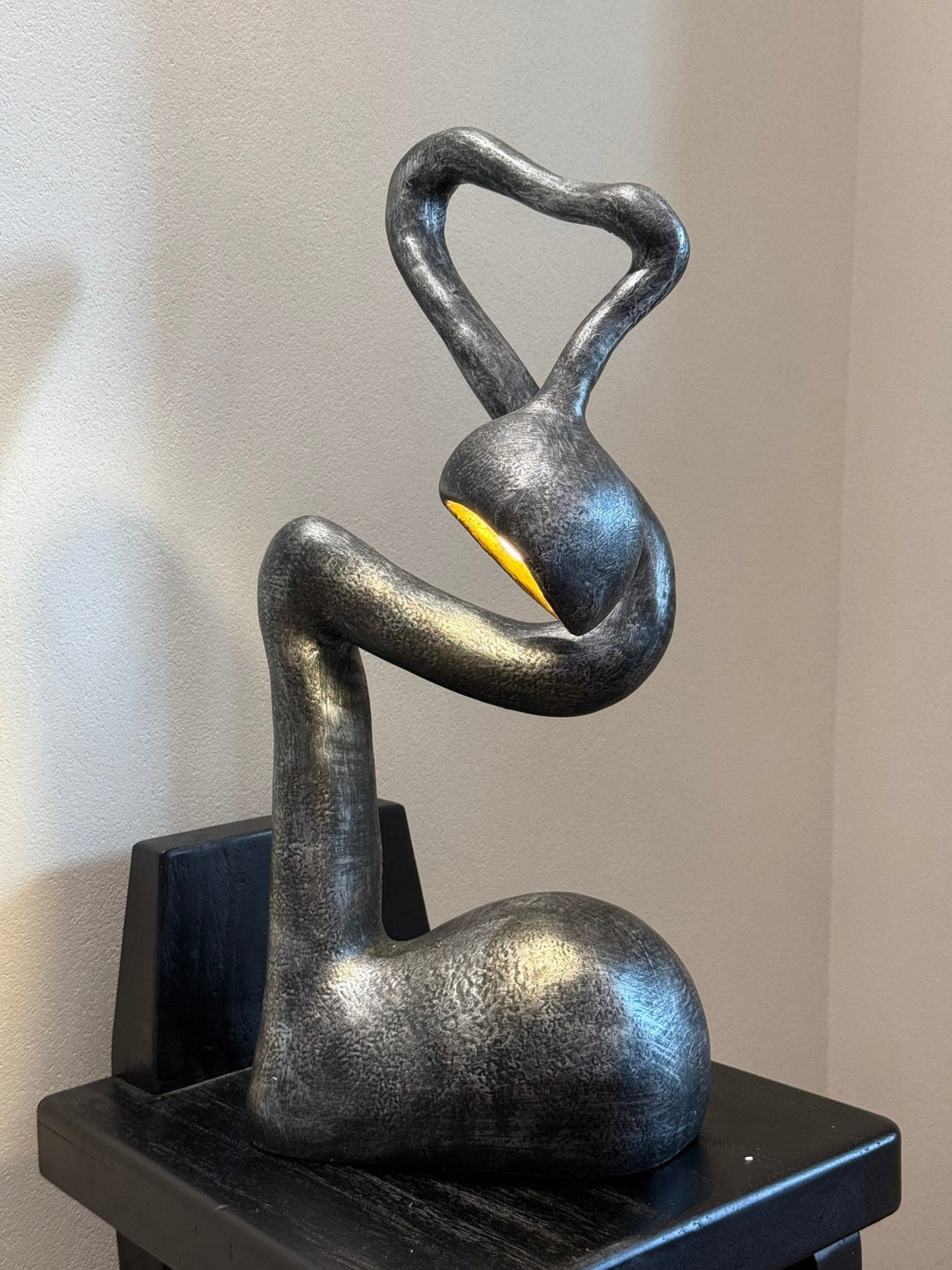 Myrrh Sculpture Table Lamp - Vakkerlight