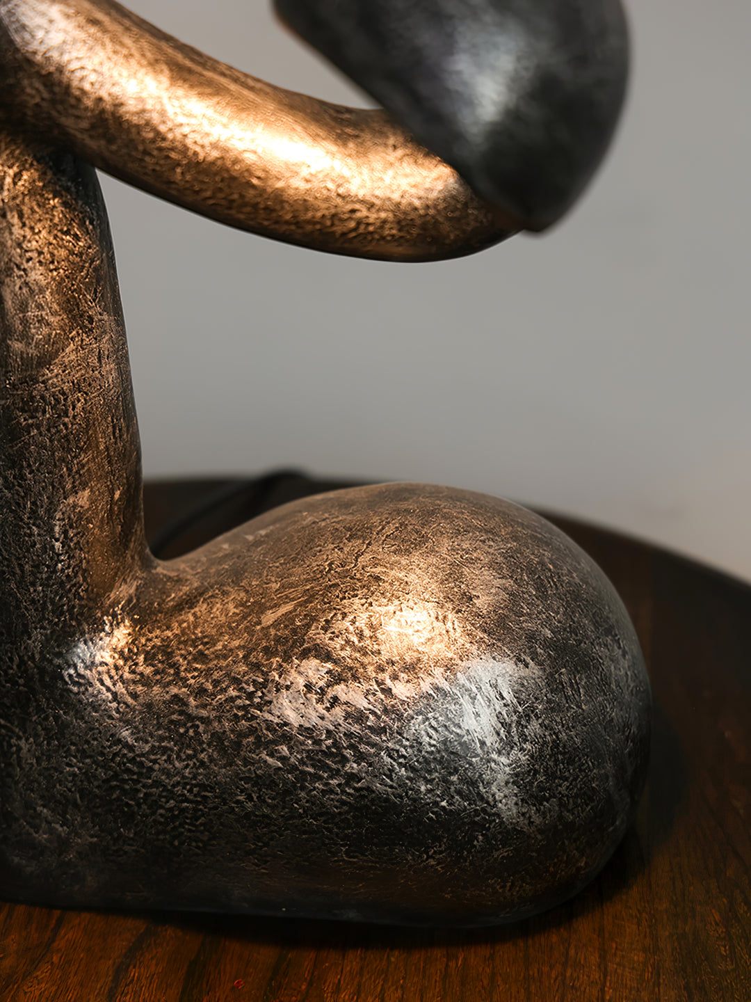 Myrrh Sculpture Table Lamp - Vakkerlight