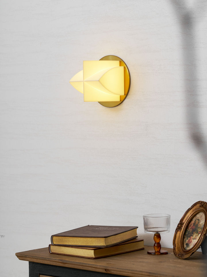 Naala Sconce