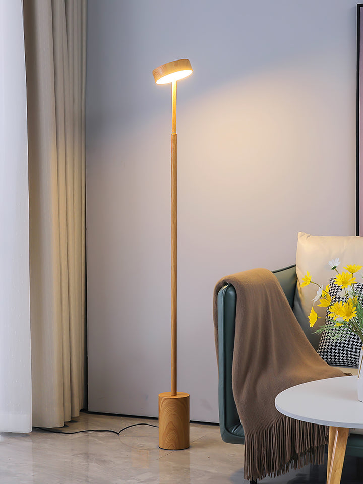 Naya Rotatable Floor Lamp - Vakkerlight