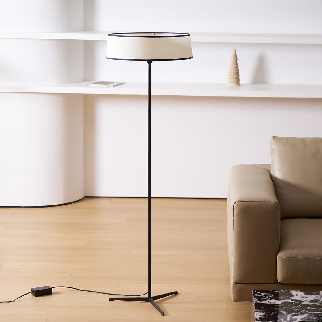 Dama Floor Lamp - Vakkerlight