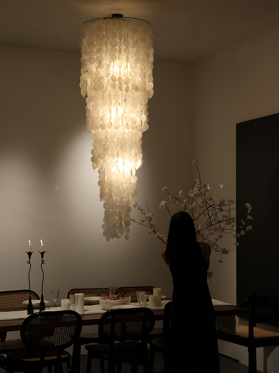 Nerida Shell Chandelier - Vakkerlight