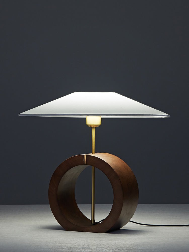 Neris Table Lamp - Vakkerlight