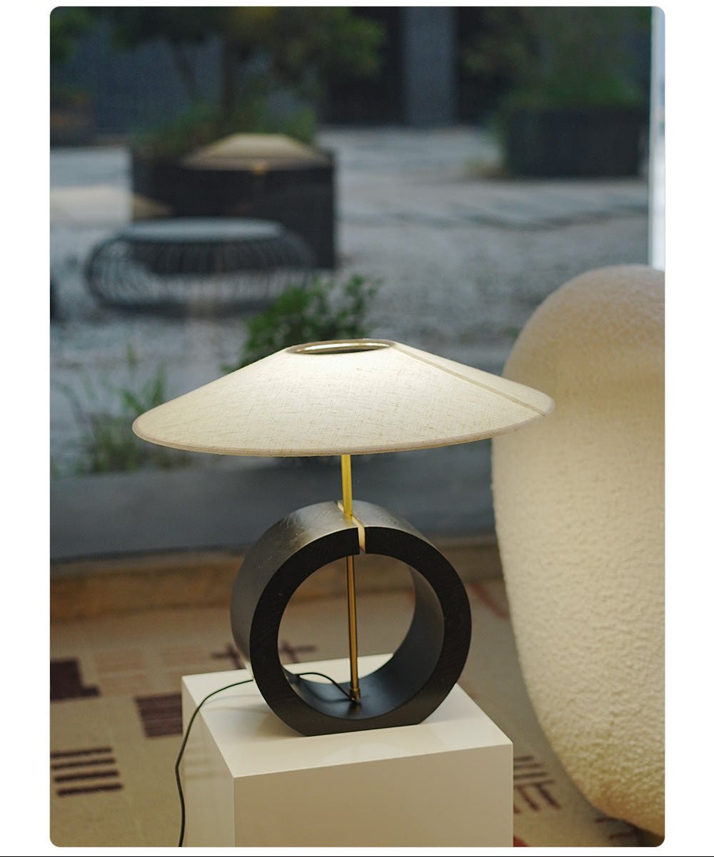 Neris Table Lamp - Vakkerlight