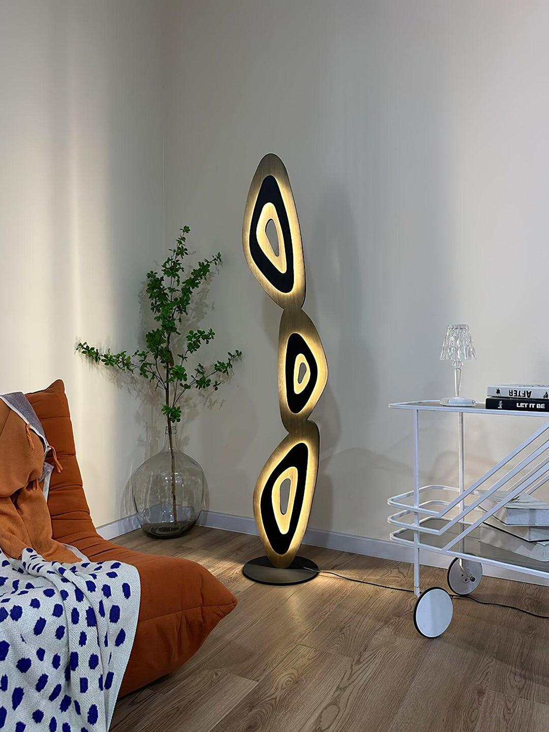 Nevis Floor Lamp - Vakkerlight