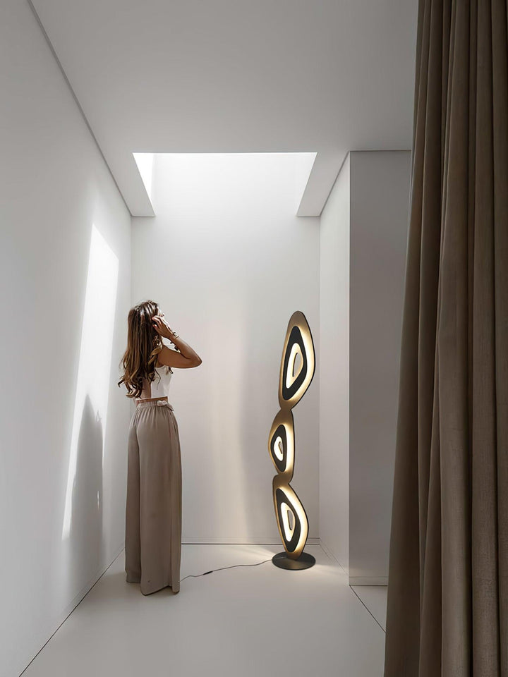 Nevis Floor Lamp - Vakkerlight