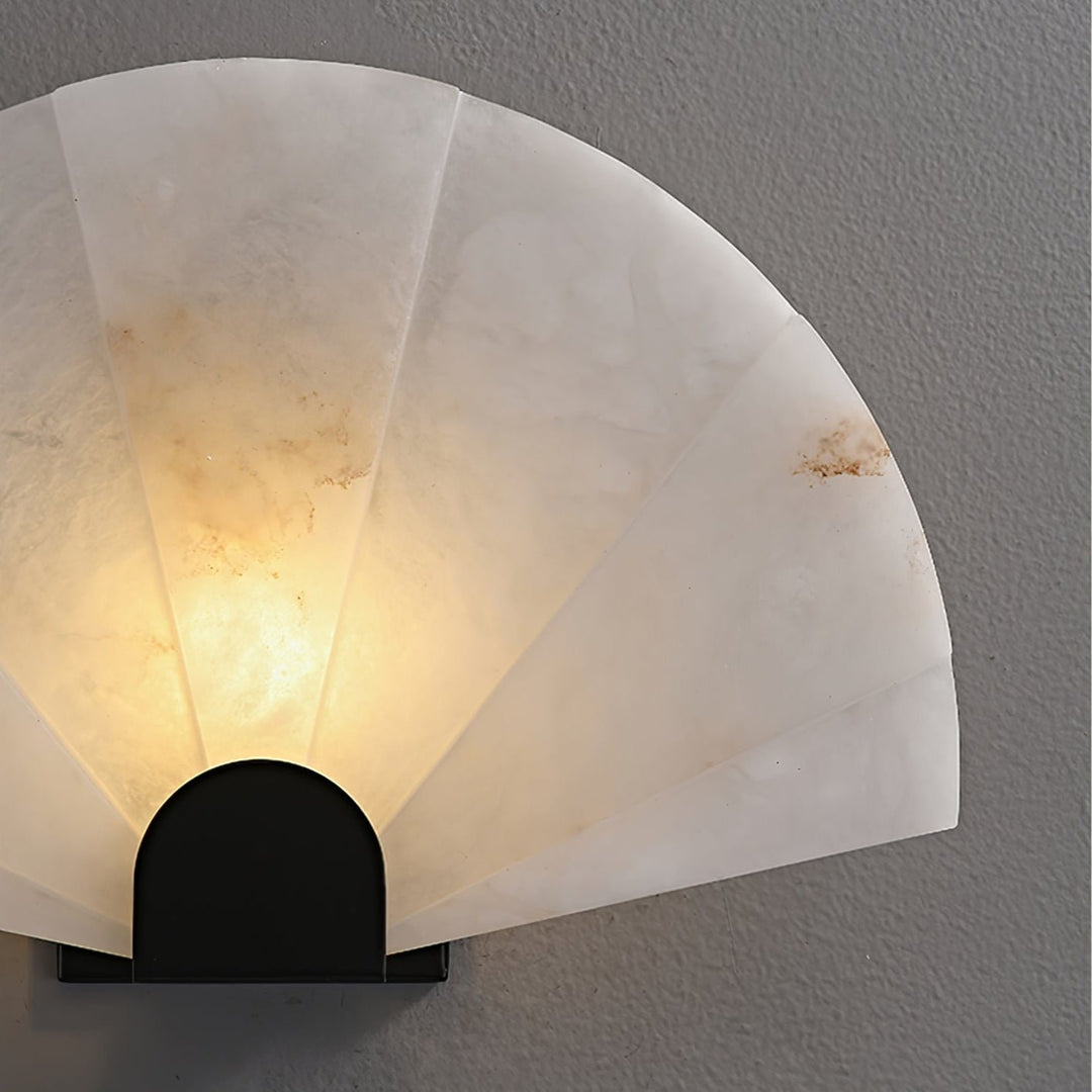 Nevora Alabaster Table Lamp - Vakkerlight