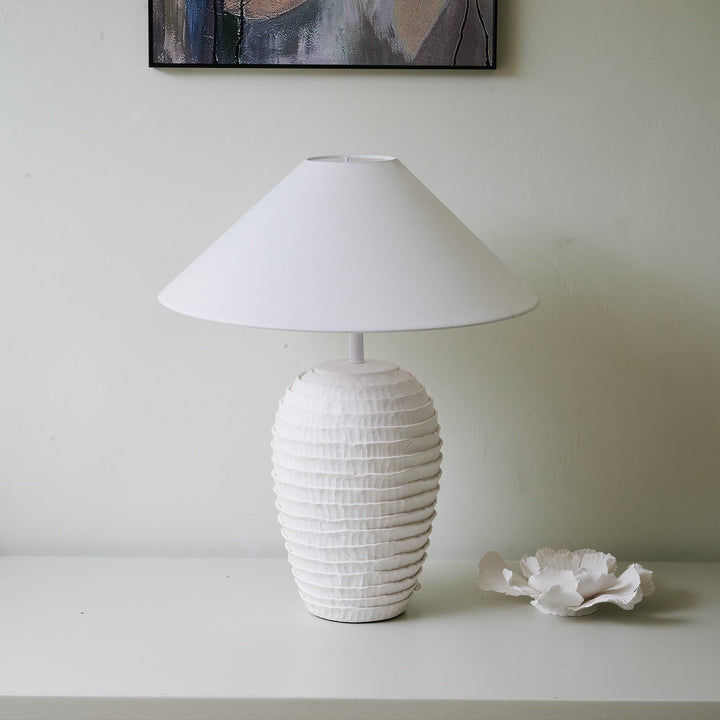 Nivara Ripple Table Lamp - Vakkerlight