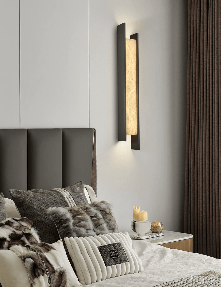 Nivora Alabaster Linear Wall Sconce - Vakkerlight