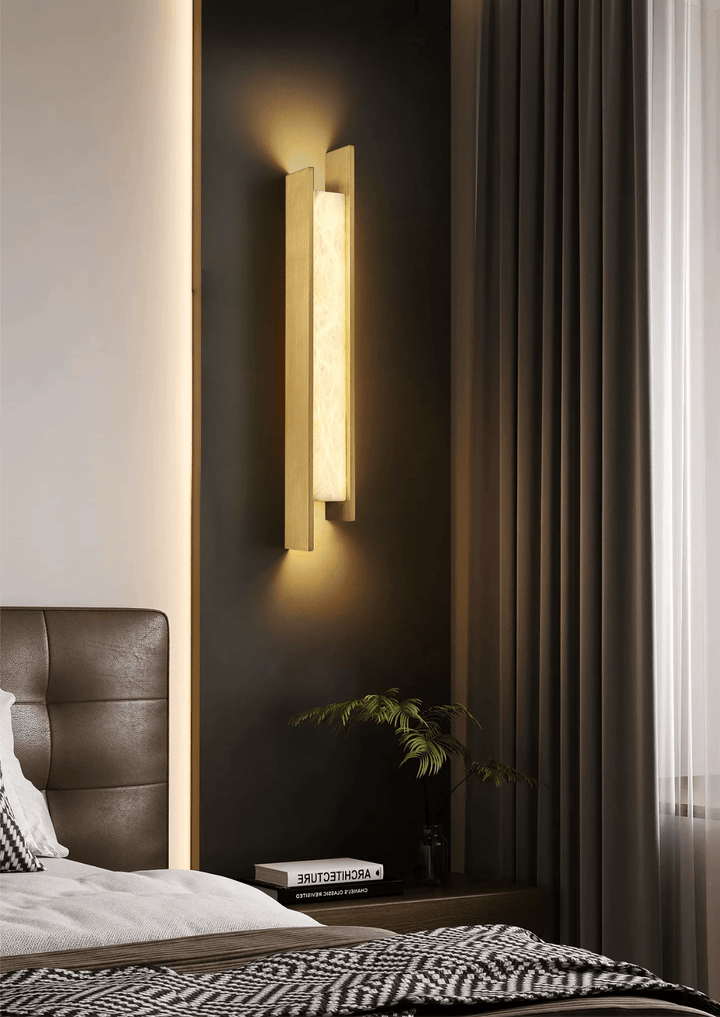 Nivora Alabaster Linear Wall Sconce - Vakkerlight