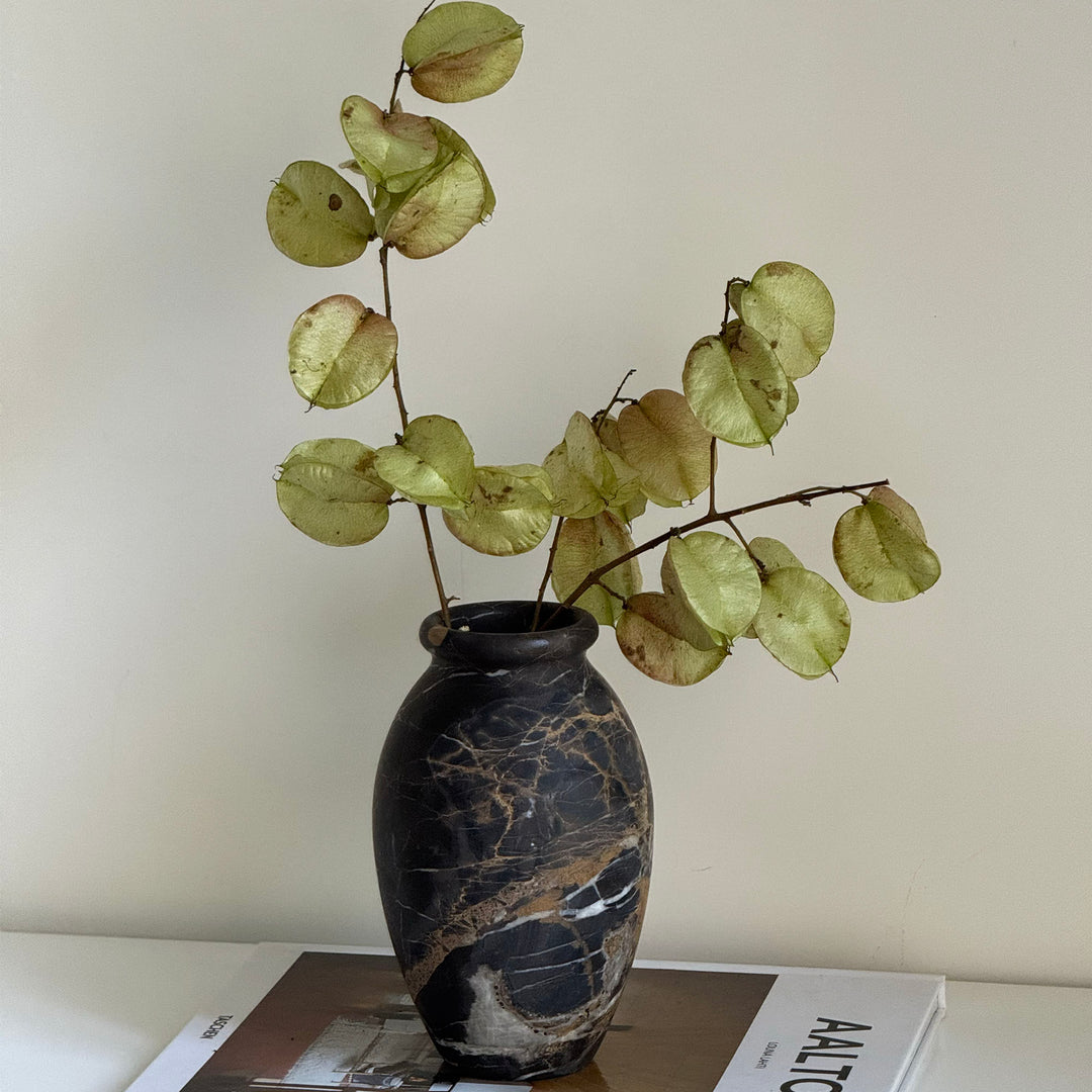 Noir Vein Stone Vase