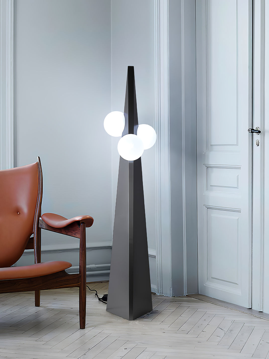 Noir Roy Floor Lamp