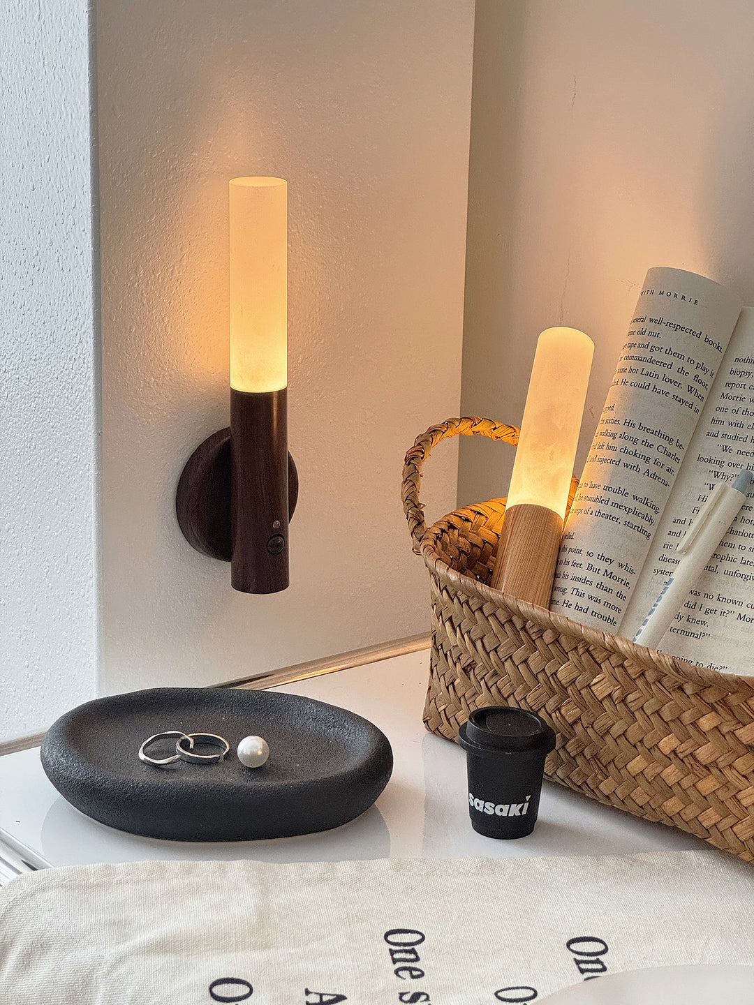 Nomad Magnet Rechargeable Wall Lamp - Vakkerlight