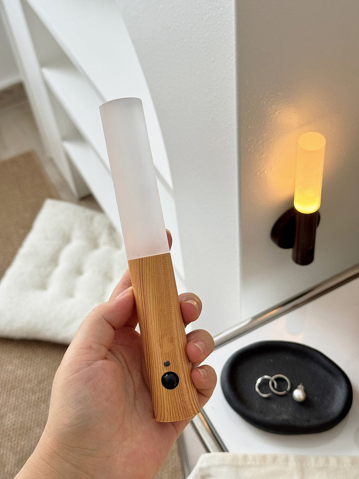 Nomad Magnet Rechargeable Wall Lamp - Vakkerlight