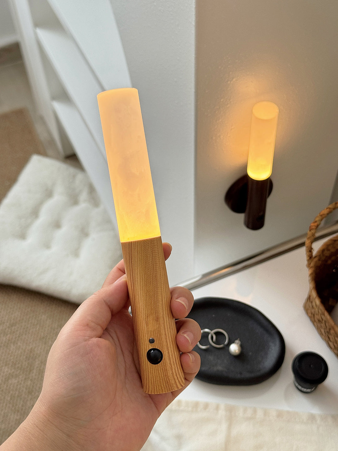 Nomad Magnet Rechargeable Wall Lamp - Vakkerlight