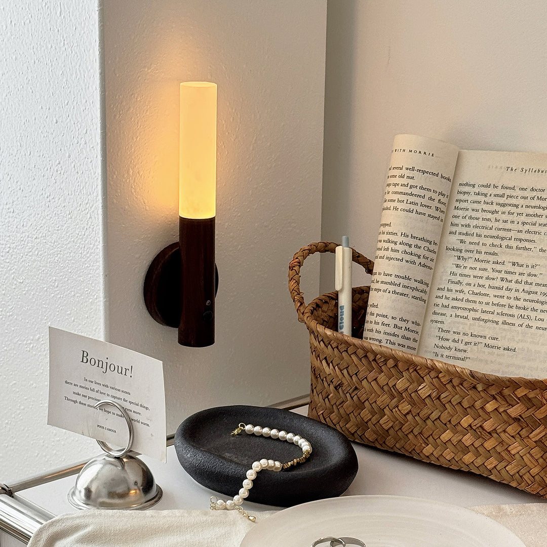 Nomad Magnet Rechargeable Wall Lamp - Vakkerlight