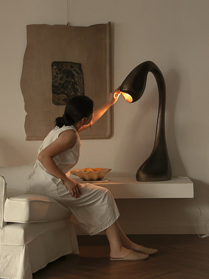 Noor Sculptural Table Lamp - Vakkerlight