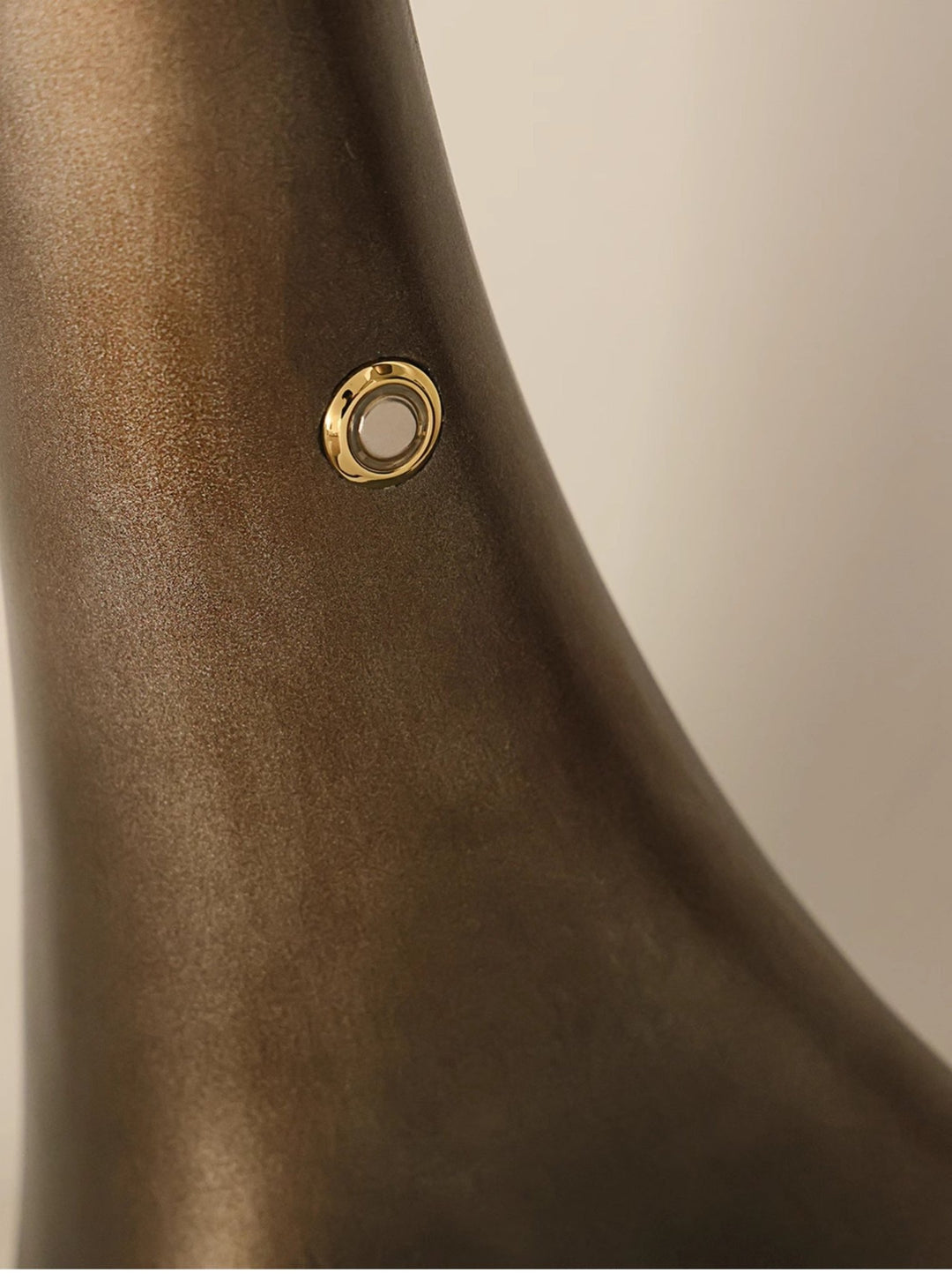 Noor Sculptural Table Lamp - Vakkerlight