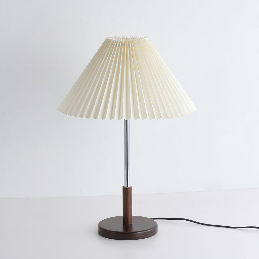 Noora Pleated Table Lamp - Vakkerlight