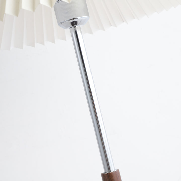 Noora Pleated Table Lamp - Vakkerlight