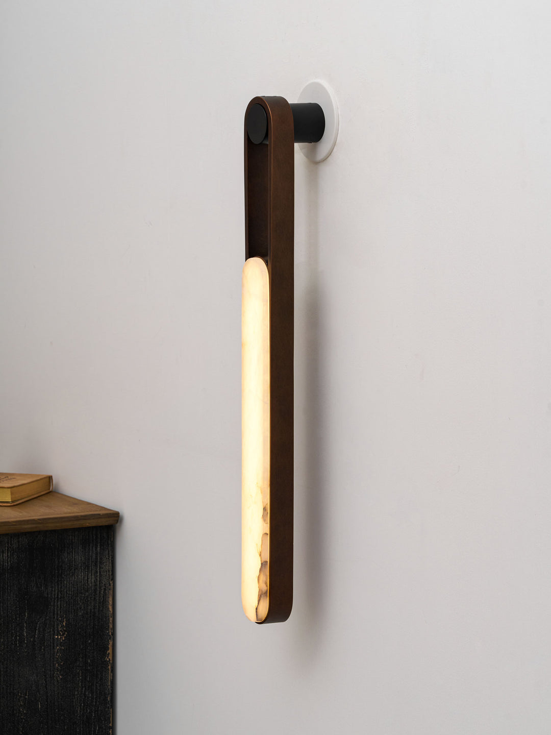 Norix Alabaster Frame Wall Light