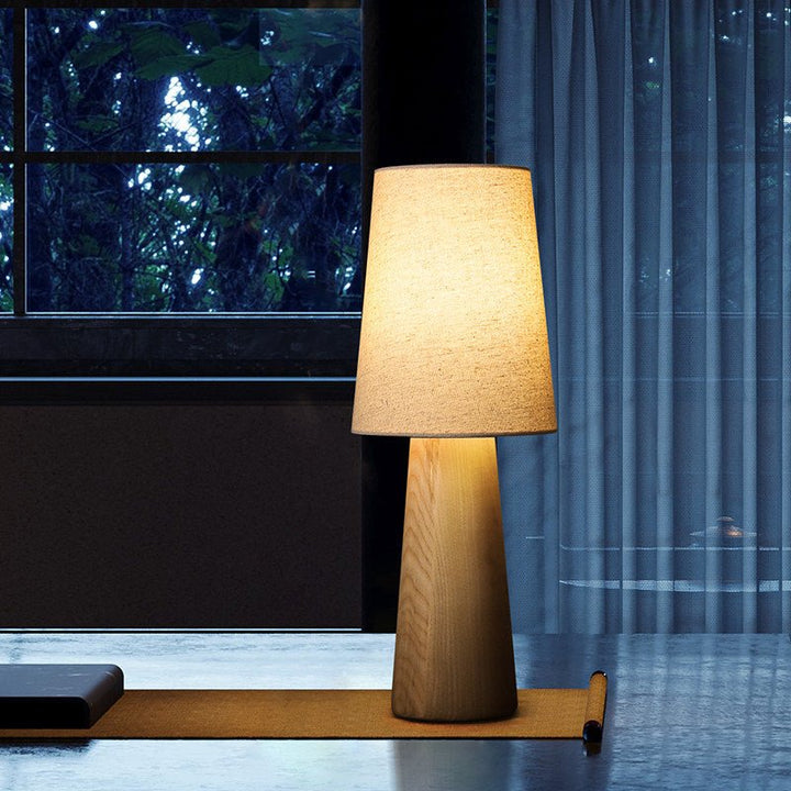 Norvia Table Lamp - Vakkerlight