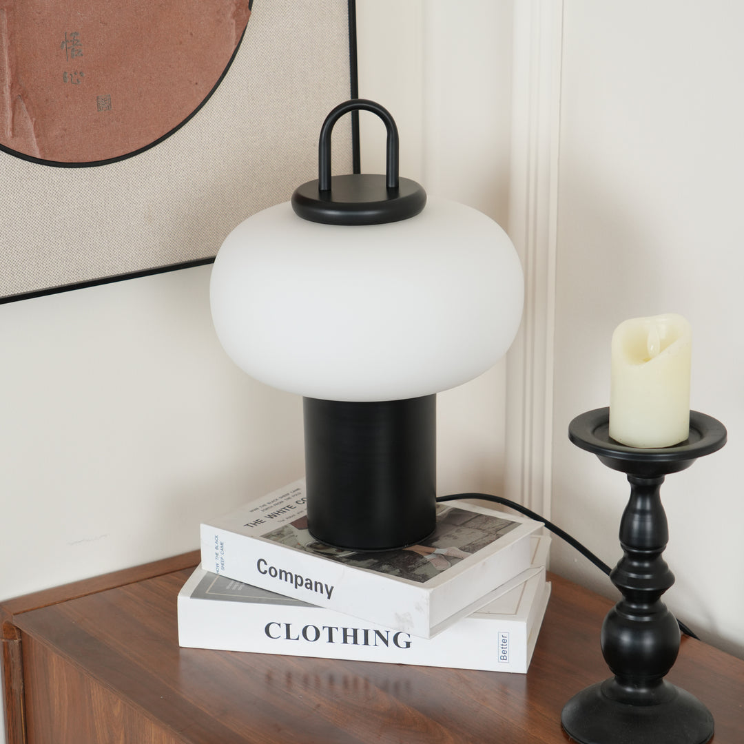 Nox Table Lamp - Vakkerlight