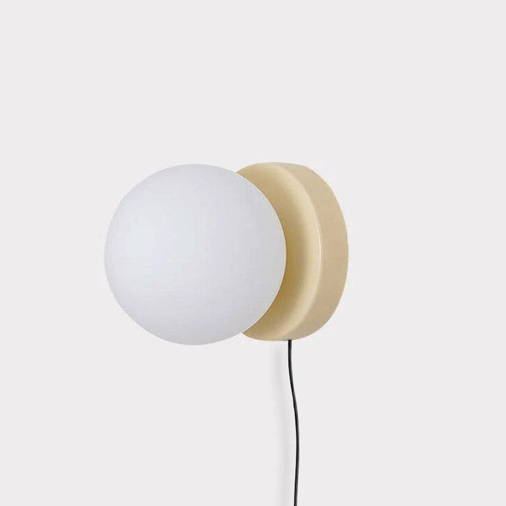 Nuvol Plug-in Wall Lamp