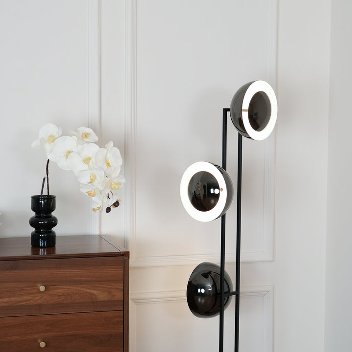 O3 Floor Lamp - Vakkerlight