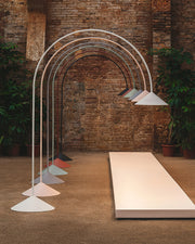 Arc Out Stehlampe