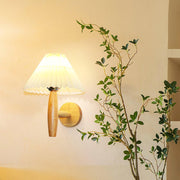 Oak Pleated Wall Light - Vakkerlight