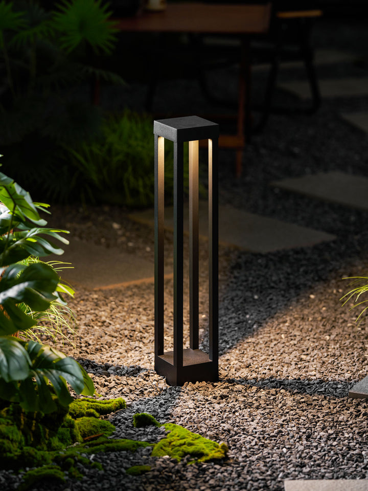 Obsidian Post Outdoor Light - Vakkerlight