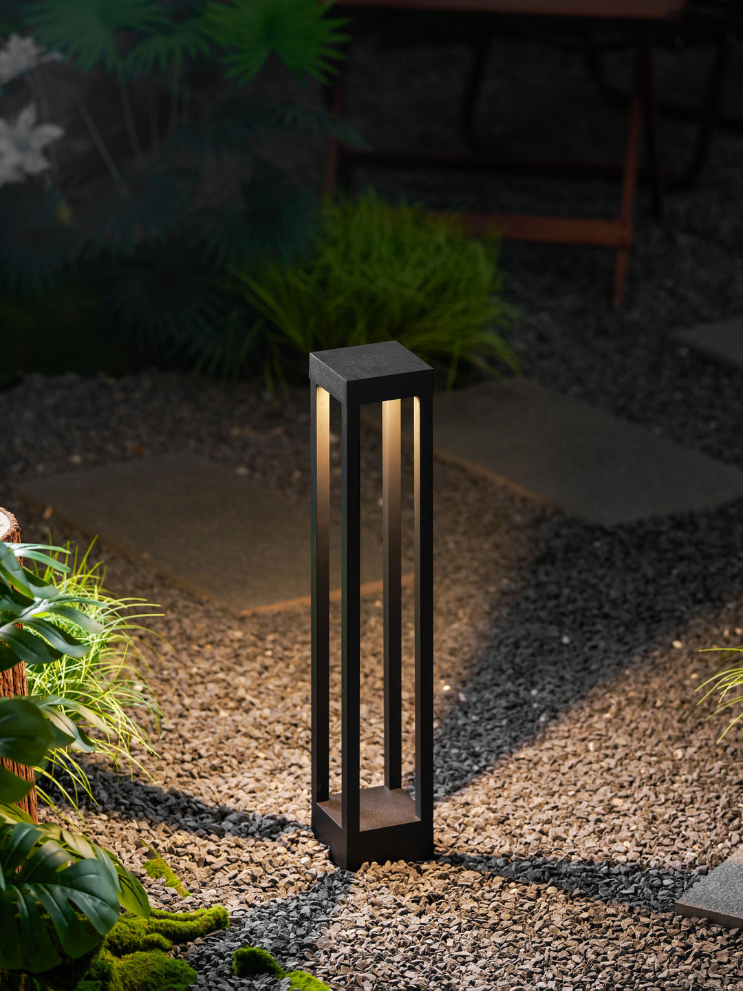Obsidian Post Outdoor Light - Vakkerlight