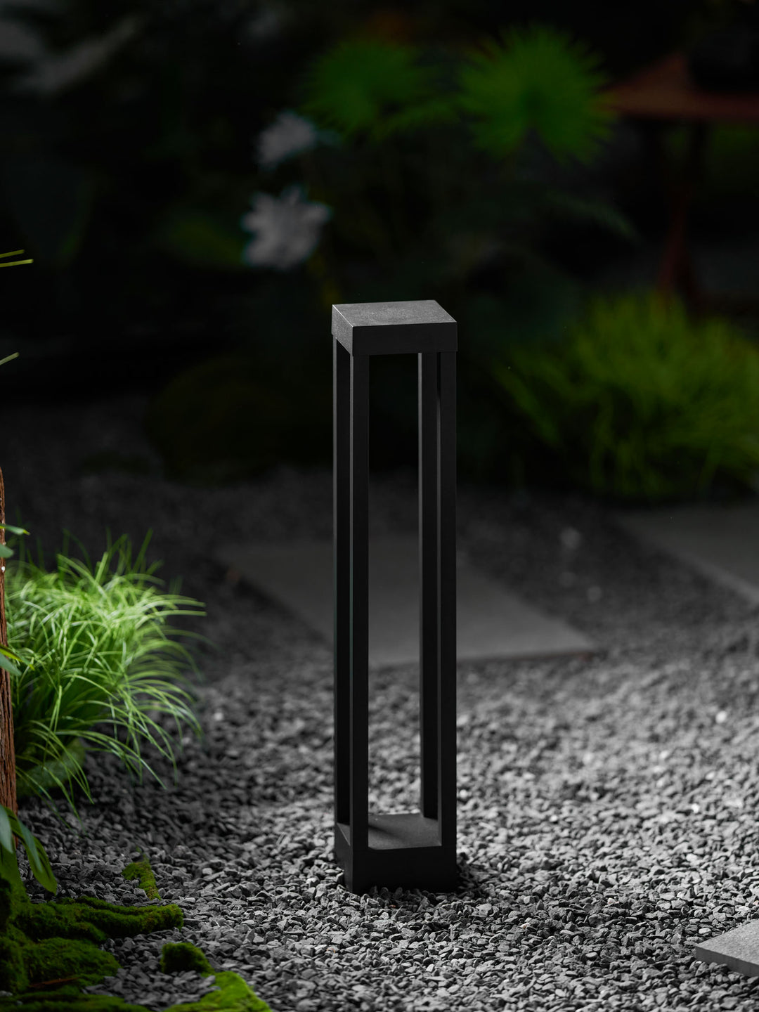Obsidian Post Outdoor Light - Vakkerlight