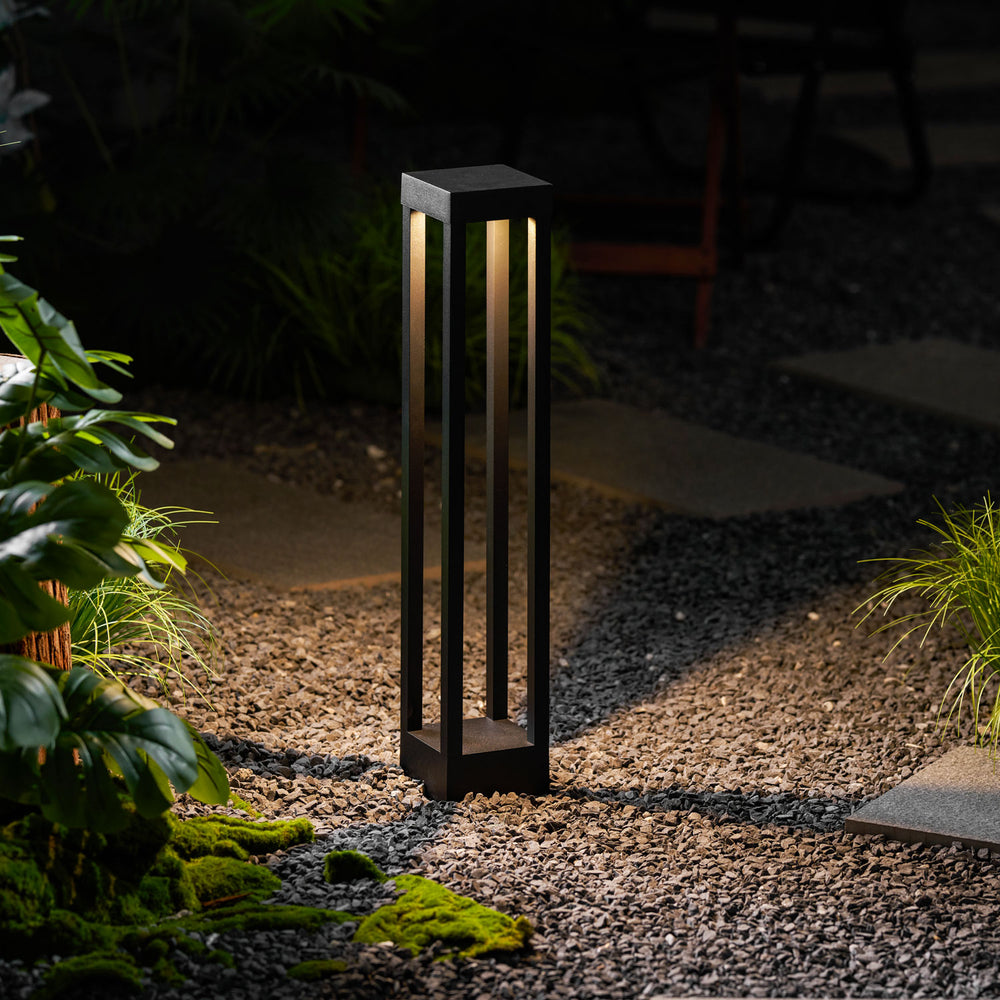 Obsidian Post Outdoor Light - Vakkerlight