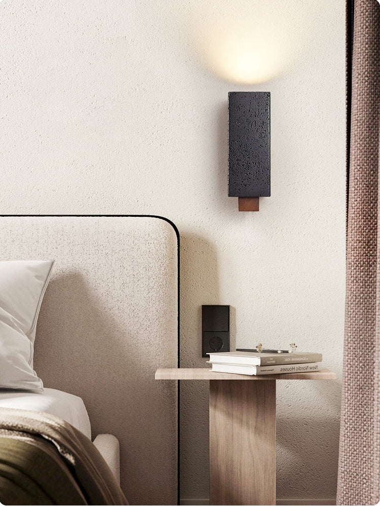 Obsidian Glow Wall Light