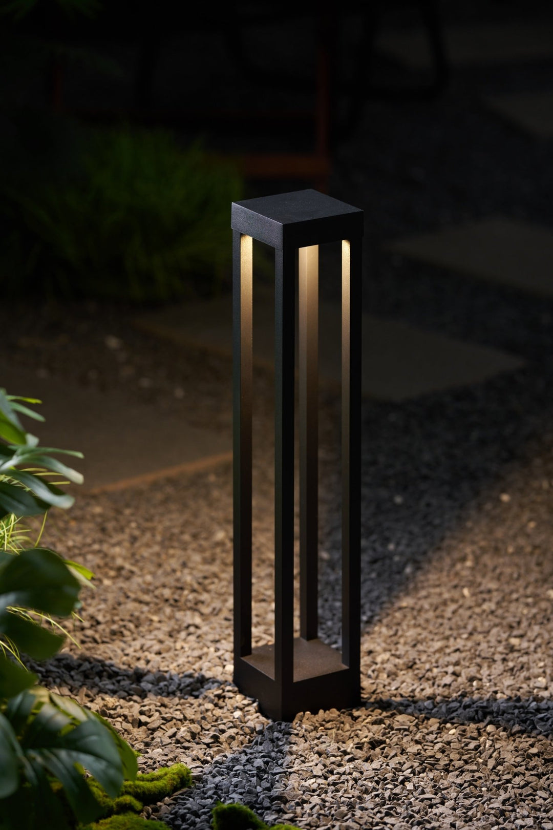 Obsidian Post Outdoor Light - Vakkerlight