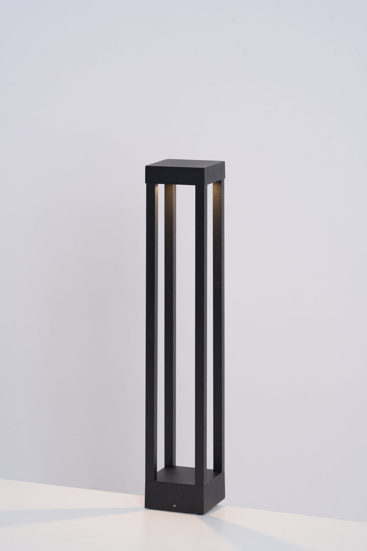 Obsidian Post Outdoor Light - Vakkerlight