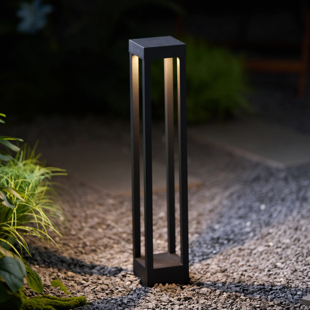 Obsidian Post Outdoor Light - Vakkerlight