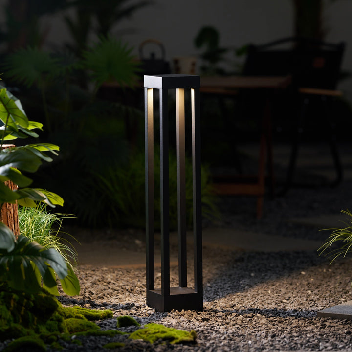Obsidian Post Outdoor Light - Vakkerlight