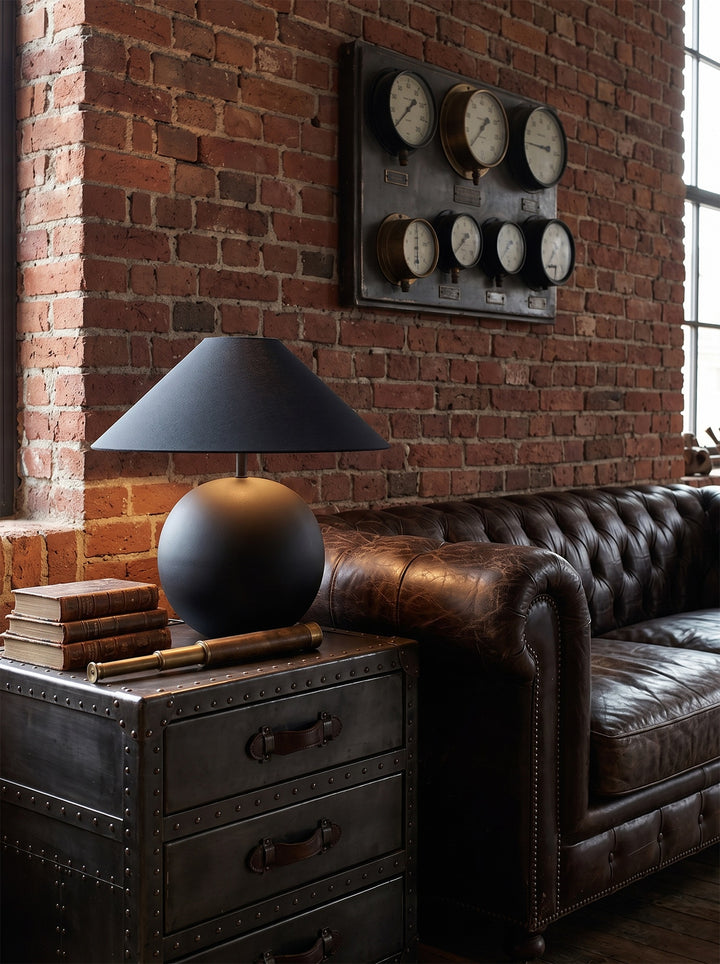 Obsidian Sphere Table Lamp - Vakkerlight